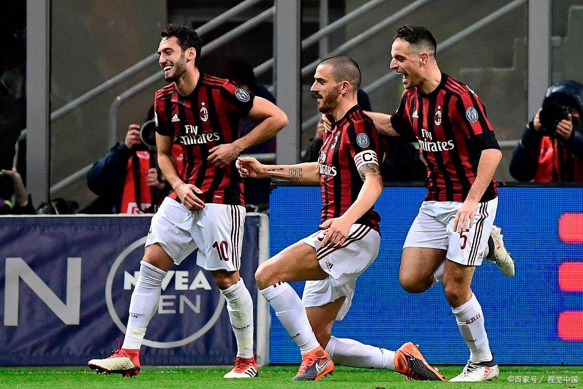 对面池中与 对面池中与